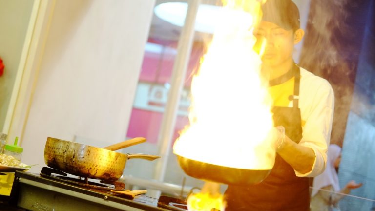 “BBQ favelicious”, sensasi Asian BBQ a la favehotel Wahid Hasyim – Jakarta