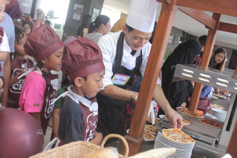 Alana Solo Buka Fasilitas Kids Club
