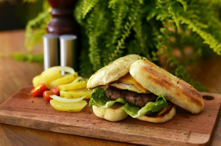 Spot Terbaru Untuk Bersantap di Rooftop at Bulungan