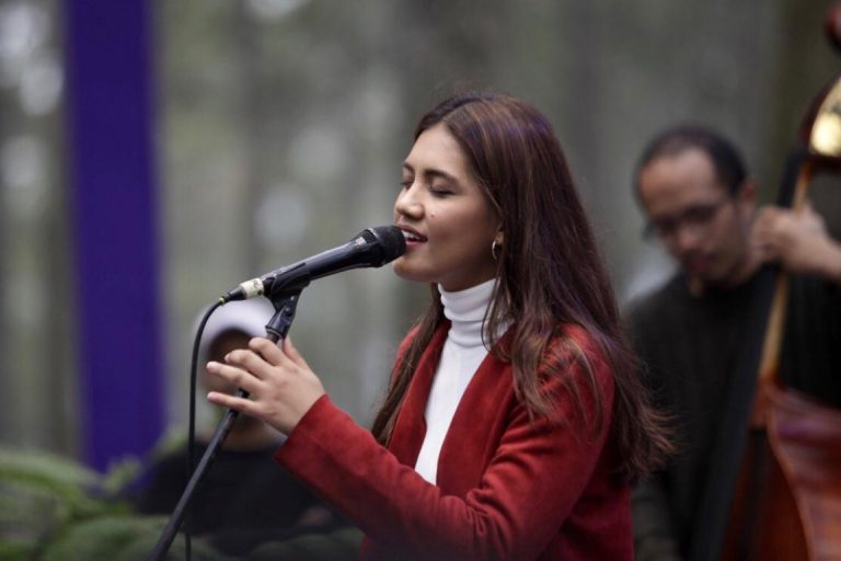 Menpar Nikmati FORESTRA, Konser dengan Konsep Nomadic Attraction