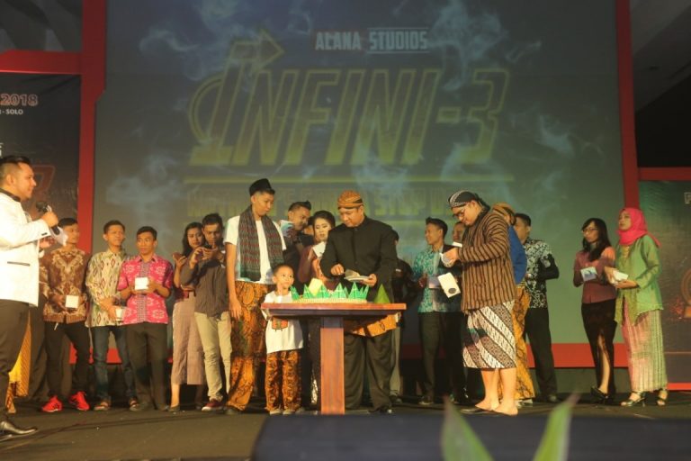 The Alana Hotel  Solo Peringati Ulang Tahun Ketiga