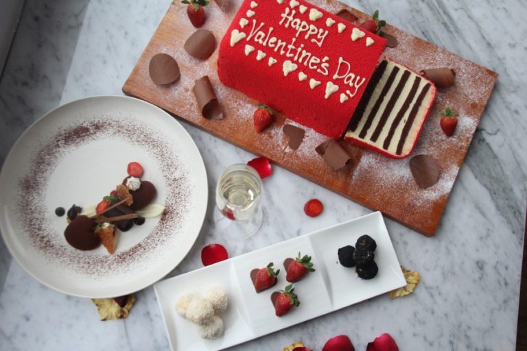 Hitam Putih Cinta Mu Hiasi Valentine Day Di Alila Solo