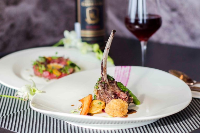 Valentine’s Day di Voyage Restaurant HARRIS Vertu Harmoni Jakarta