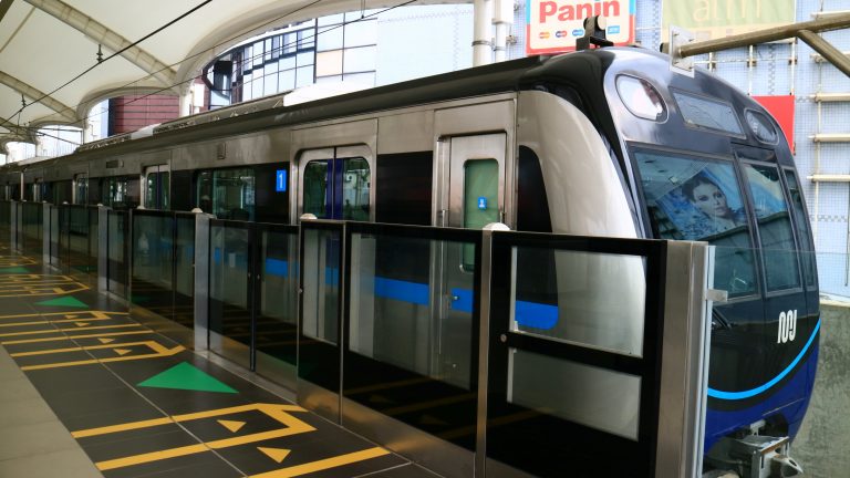 MRT Jakarta Memudahkan Pengunjung favehotel Melawai