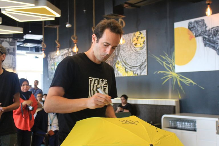 Seniman Indonesia-Prancis Kolaborasi Bareng di Off the Wall Jakarta 2019