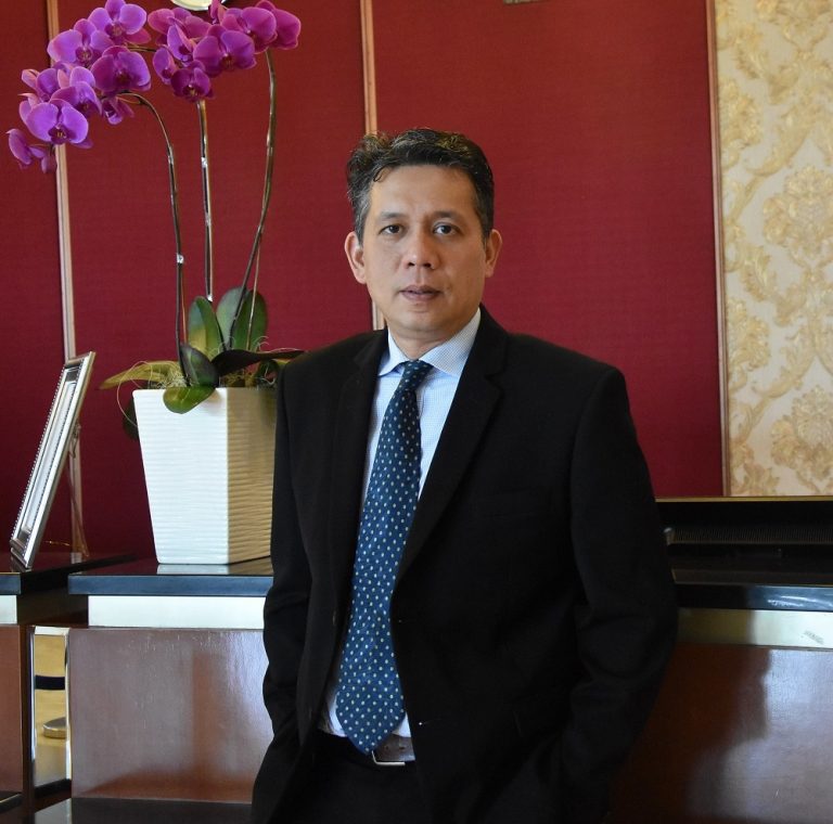 Algamar Sebagai General Manager Baru Di Lumire Hotel & Convention Center Jakarta