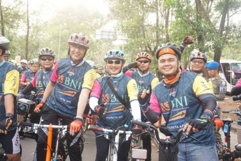 BNI Syariah Implementasikan Green Activity Melalui Program Bike to Work