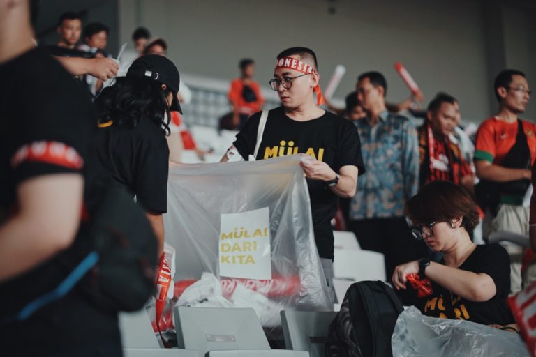 Mulai Dari Kita Jadi Pendukung Yang Sportif Dengan Aksi Positif