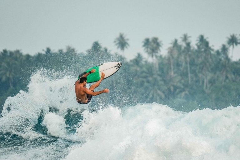 Nias Pro International Surfing 2019 Suguhkan Ombak Kanan Terbaik Dunia