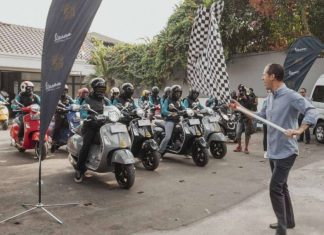 Vespa GTS Super Tech 300 Tawarkan Sensasi Berkendara dan Bertualang