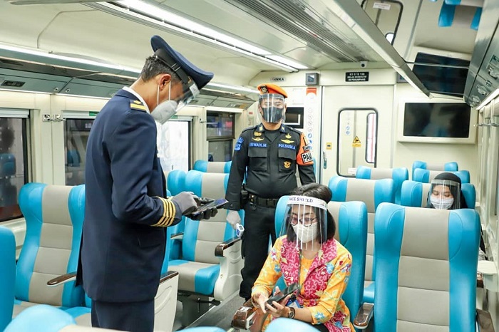 Volume Penumpang KA Reguler Terus Meningkat Saat New Normal