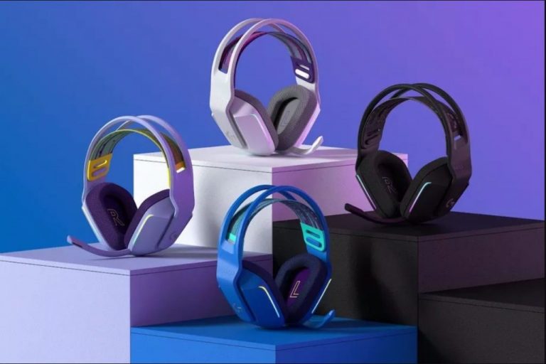 Logitech G  Hadirkan G733 LIGHTSPEED Wireless Gaming Headset