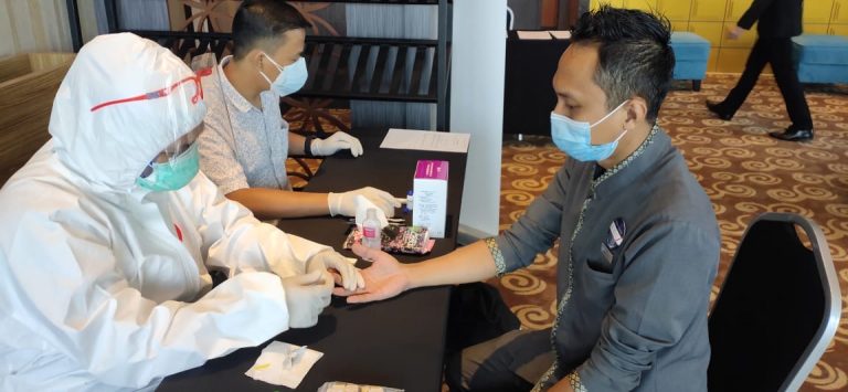 Aston Kartika Grogol Hotel & Conference Center Kembali Mengadakan Rapid Tes Untuk Karyawan