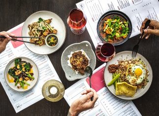 Kuta Beach’s Vibrant Cocktail Bar & Eatery At Street 32