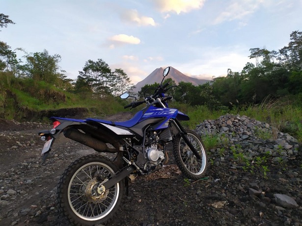 Yamaha WR 155 R Eksplorasi Area Gunung di Jawa Tengah dan ...