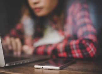 Dampak Penggunaan Internet Bergantung Pada Penggunanya Dampak Penggunaan Internet