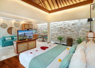 Menikmati Romantisnya Sunset di Aksari Villa Seminyak Aksari Villa Seminyak