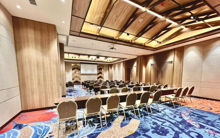 Sewa Venue Meeting Dengan Konsep Mewah Pertama Di Kulon Progo