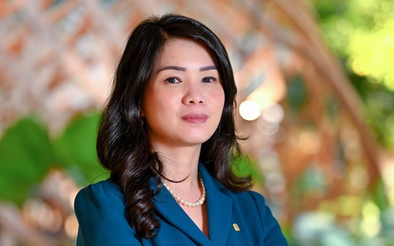 PARKROYAL COLLECTION