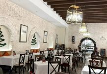 Kokoon Hotel Surabaya Sambut Musim Liburan dengan Dekorasi Natal Klasik Kokoon Hotel Surabaya