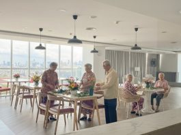 Paket Wisata Lansia Terbaru yang Aman Nyaman dan Ramah Anggaran Paket wisata lansia